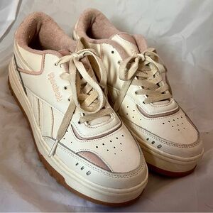 Reebok Club C Double low top lace up sneakers, off white & pink, women's size 9
